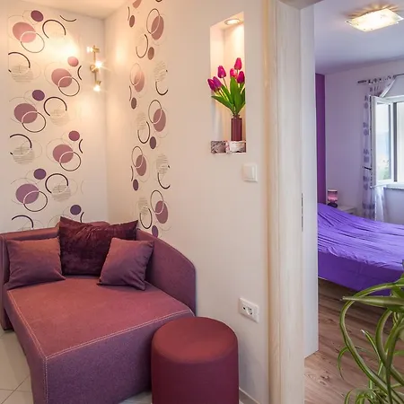 Stasic Vrbnik (Primorje-Gorski Kotar)